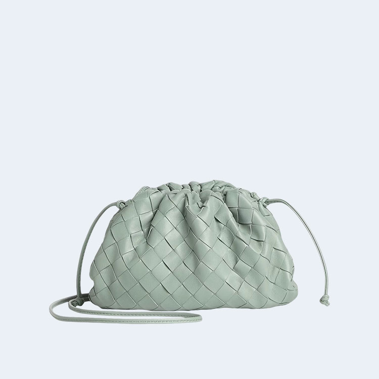 보테가 베네타 인트레치아토 미니 파우치